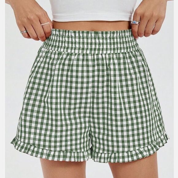 Green Gingham Women's Shorts with elastic waistband size large - Picture 2 of 7